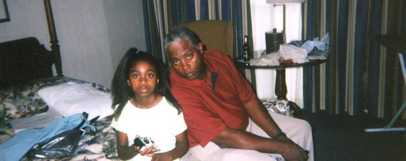 Sharing Dad โ production still