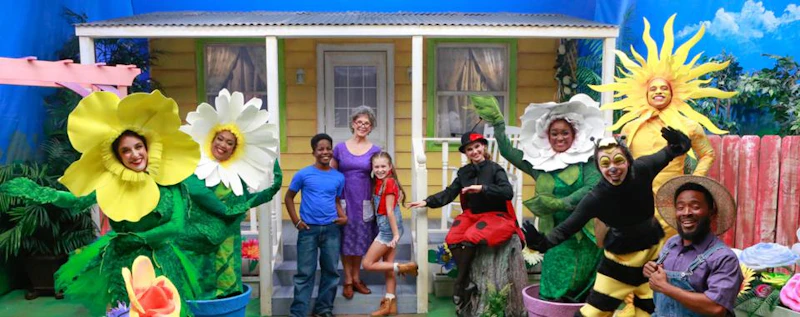 The Growing Garden — production still