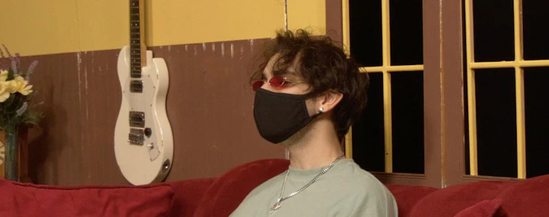 Debut — production still