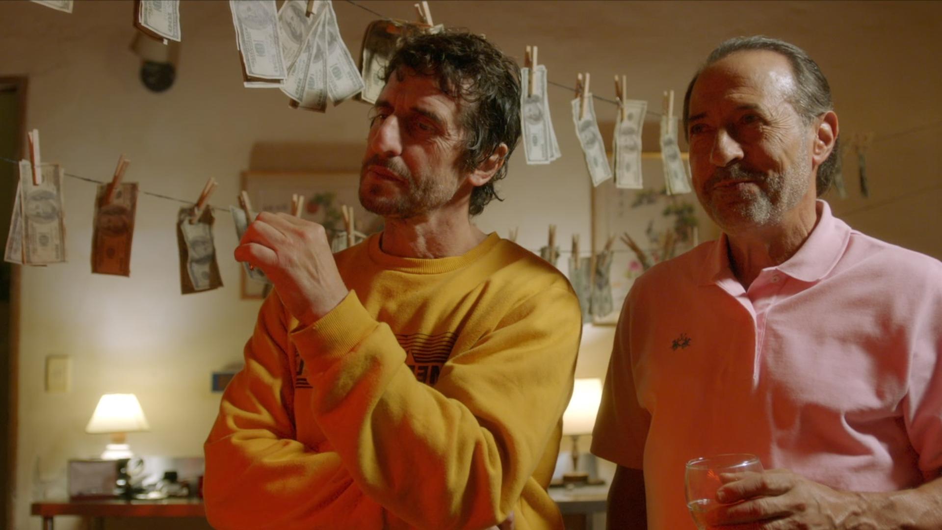 2020 столетие. Афера века 2020 el robo del siglo. Монета 5 лир турция 2023 100 лет. 2202 год. 2020 картинка.