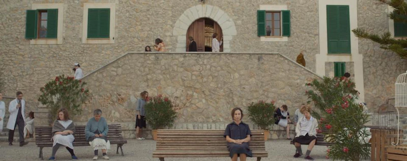 Dona — production still