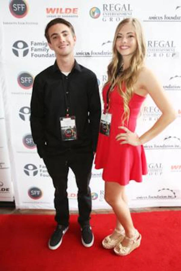 Hollywood Nights 2 (High School)