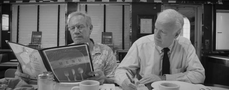 Couple a Cards — production still