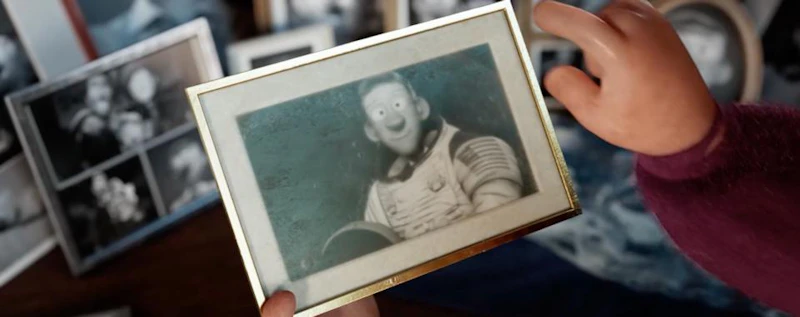 The Mooning โ production still